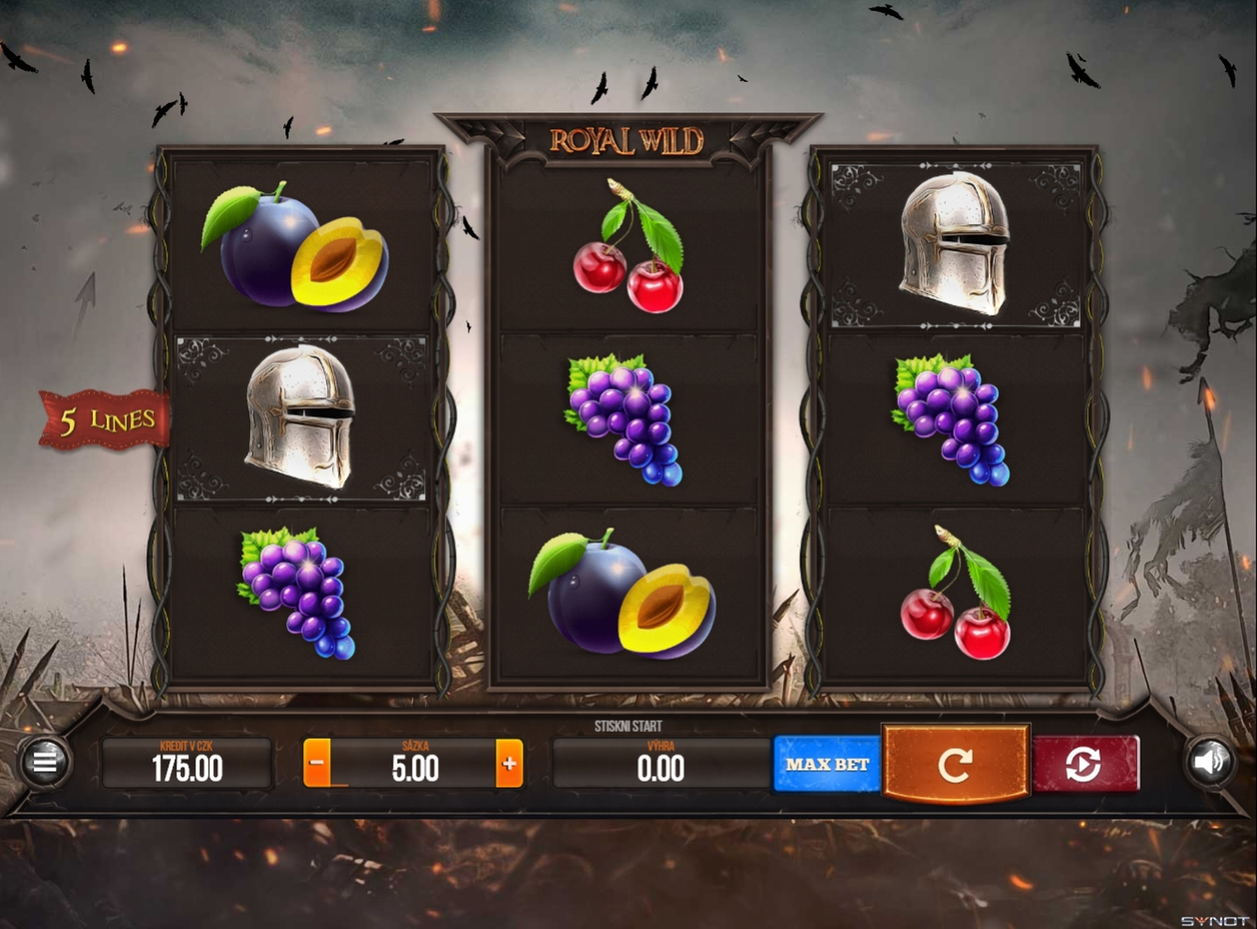 Win Money in Royal Wild Free Slot Game by Synot Games